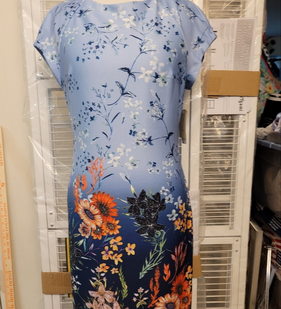 Beige by ECI blue ombre knit floral print dress, 10.